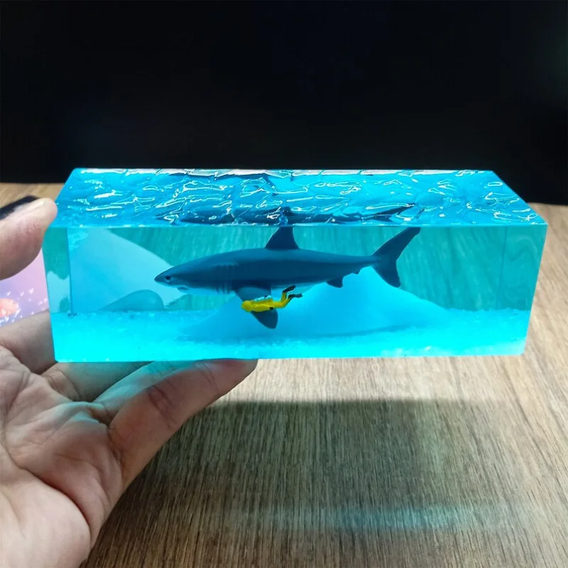 Rectangle Organism Resin Table Light Creactive Art Decoration Lamp Shark Diver Theme Night Light  USB Charge