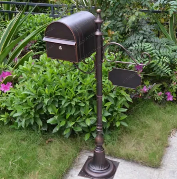 (no Words) European-style Wrought Iron Villa Mailbox, Outdoor Rainproof MailB ox, Wedding Props Mailbox MailboX