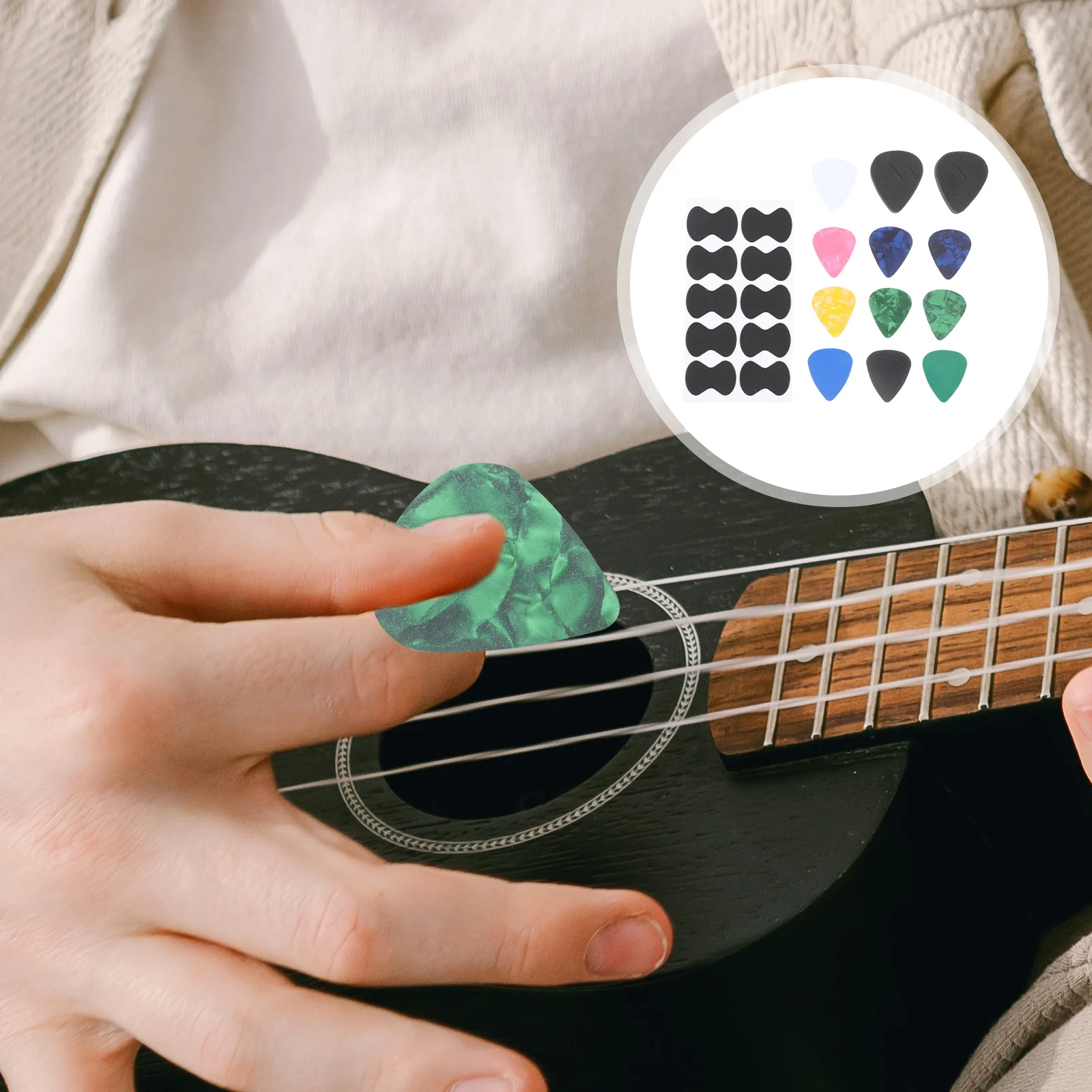 

1 set Ergonomic Plastic Guitar Picks Grips ganizer Durable Anti Drop Folk Electric Plectrums Stringed Instrument