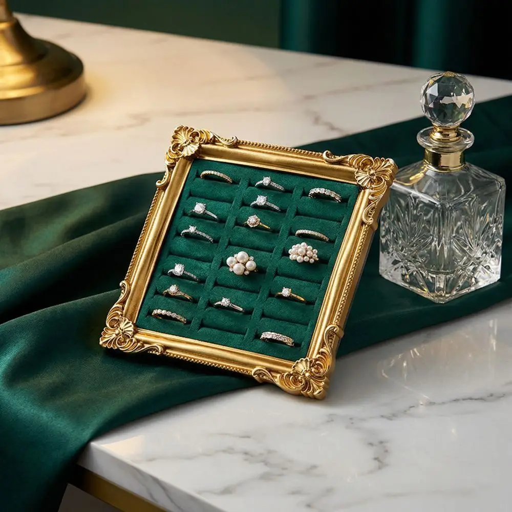 European-style Vintage Jewelry Display Rack Square Aesthetic Photo Frame Wooden Ring Display Gold Trinket Stand