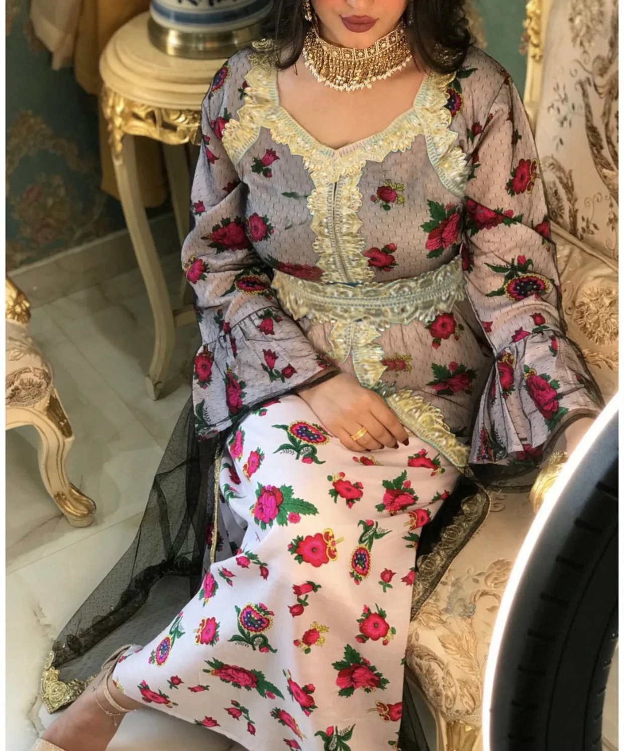 Luxury Middle East Abayas for Women Dubai Dress Lace Applique Mesh Printing Long Sleeves Elegant Evening Party Muslim Clothes