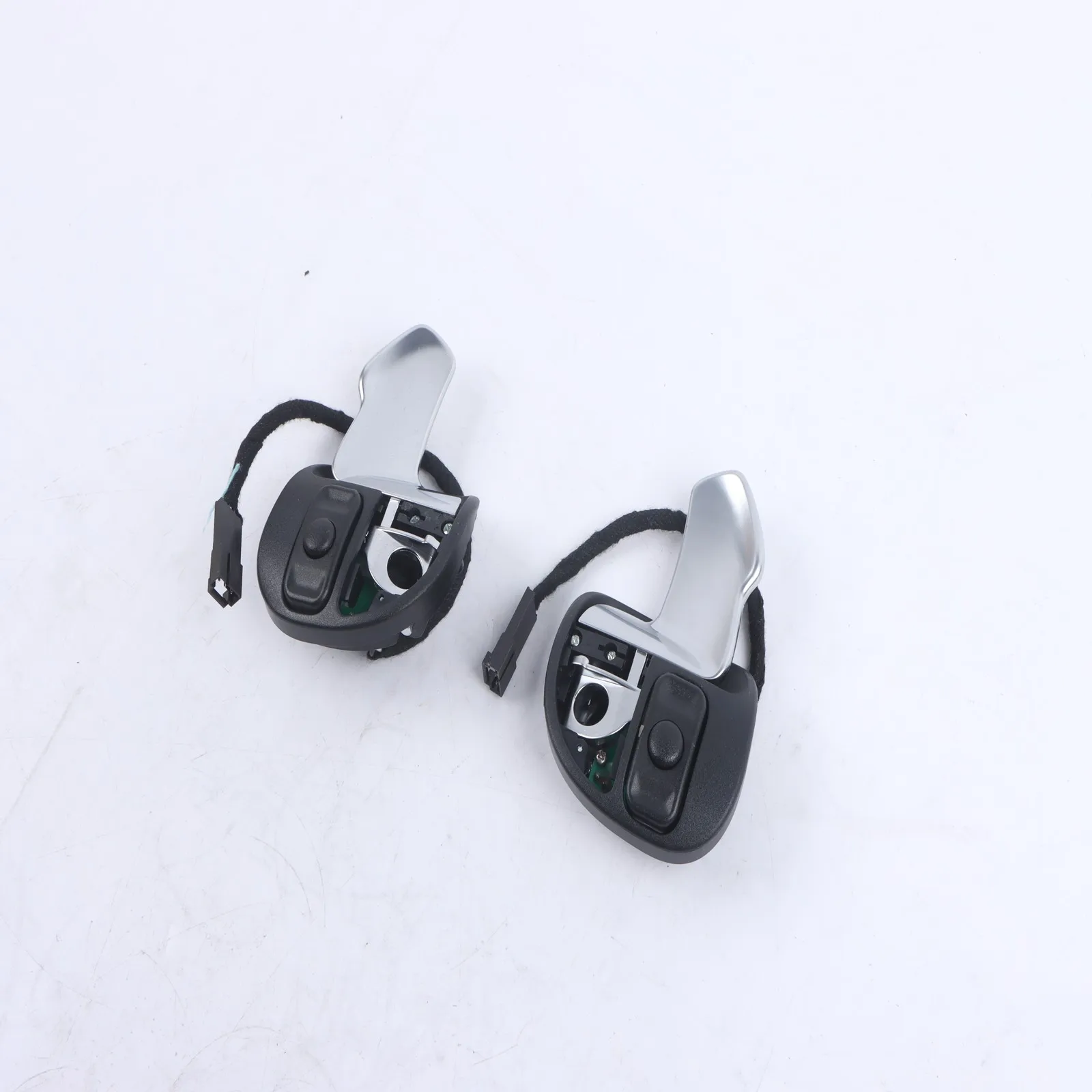 

2 шт. Hellcat Paddle Shifter Set 5RQ08DX9AC 5RQ09DX9AC для 2015-2021 запасные части для автомобиля