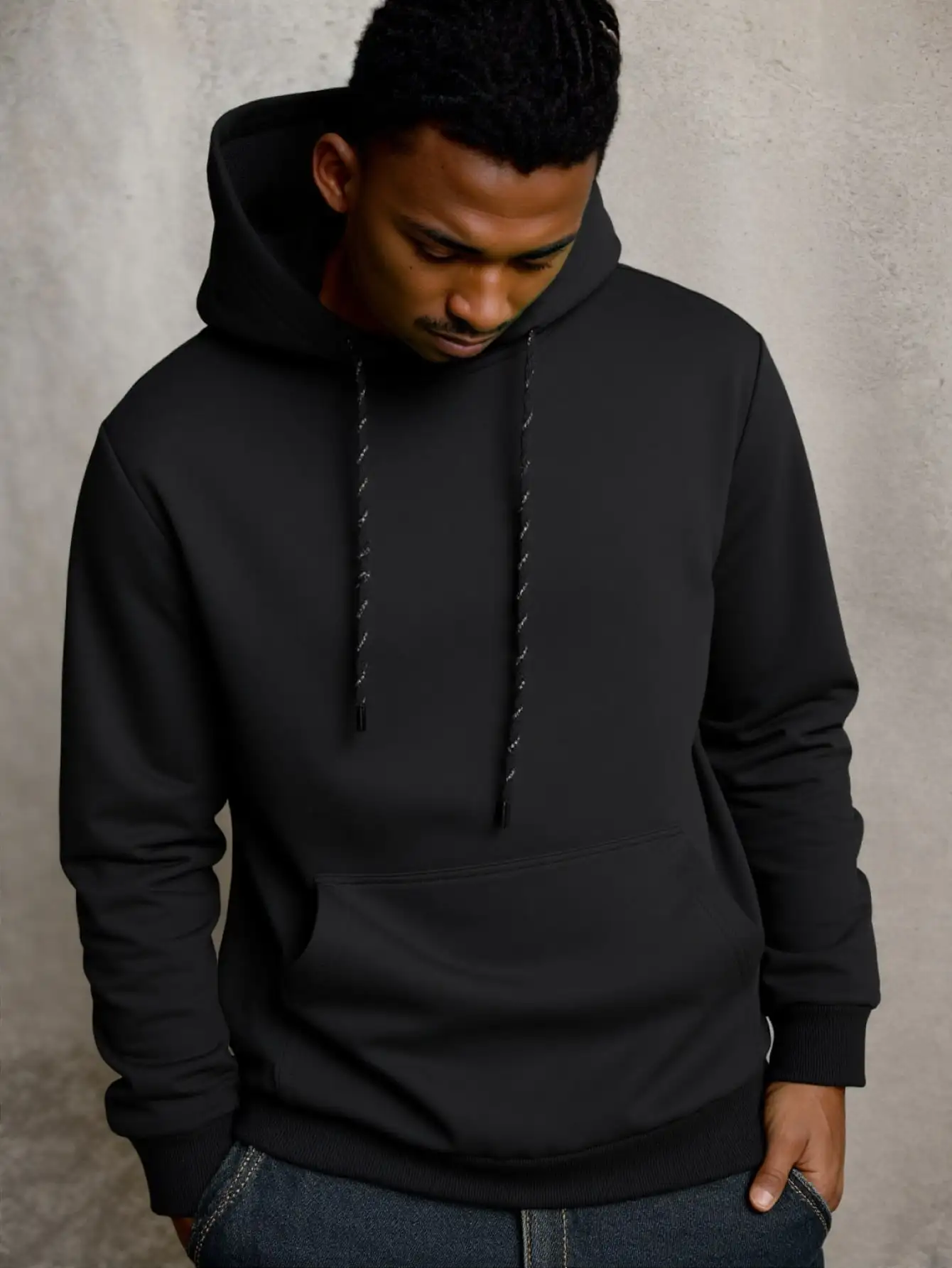 

Мужская черная повседневная толстовка с передним карманом, пуловер с длинными рукавами для повседневной носки весной и осенью