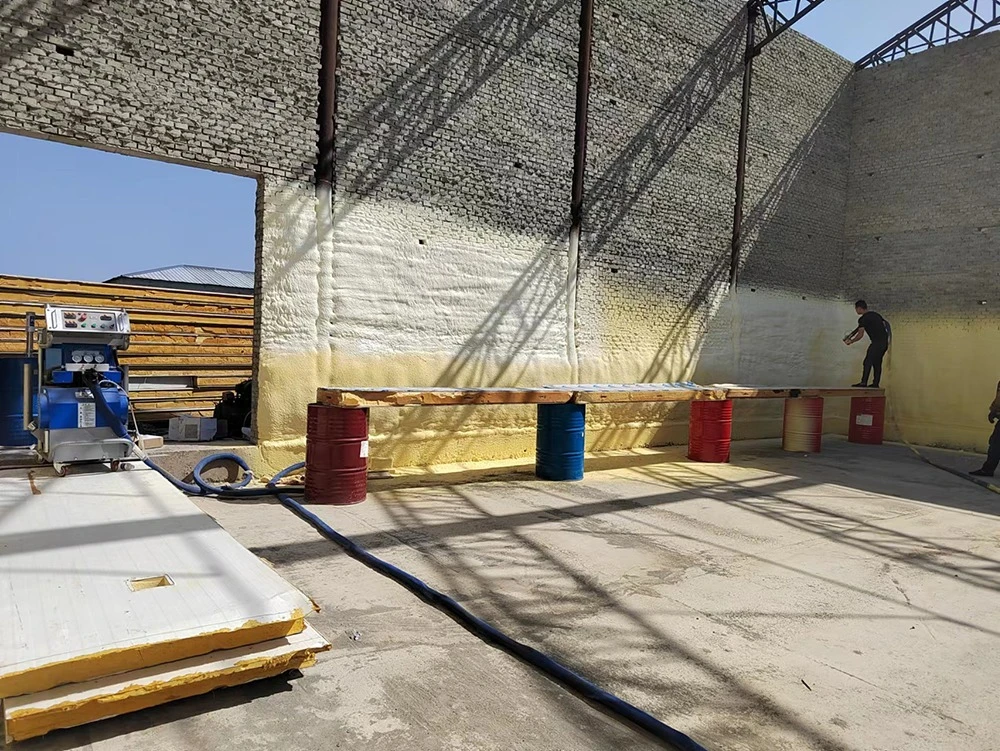 High Pressure Polyurethane Spray Foam Machine 380V Polyurea Coating Machine Construction Machinery