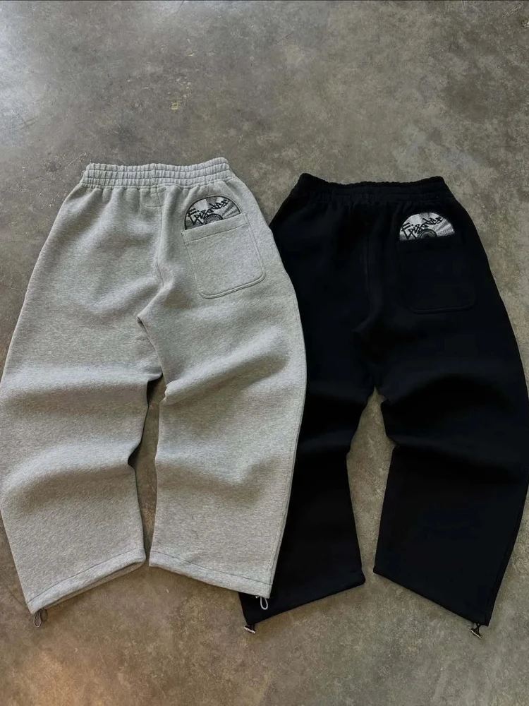 

New hoodie, fashionable street style, versatile, personalized embroidery hoodie, men's and women's casual pullover hoodie, pants