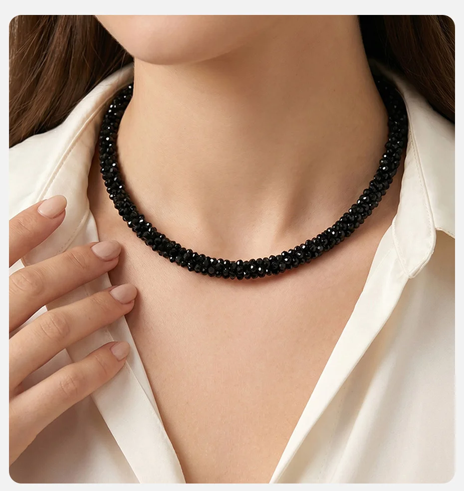VNOX Übertriebene Retro-Halsketten mit gewebten Perlen für Frauen, handgefertigte schwarz-weiß-rote Kristallperlen-Halskette, böhmischer Schmuck – Detail 2