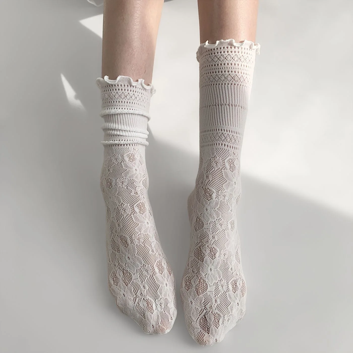 Personalized hollow lace stacking socks women's suspenders spring and summer mesh summer thin fungus edge medium tube lace