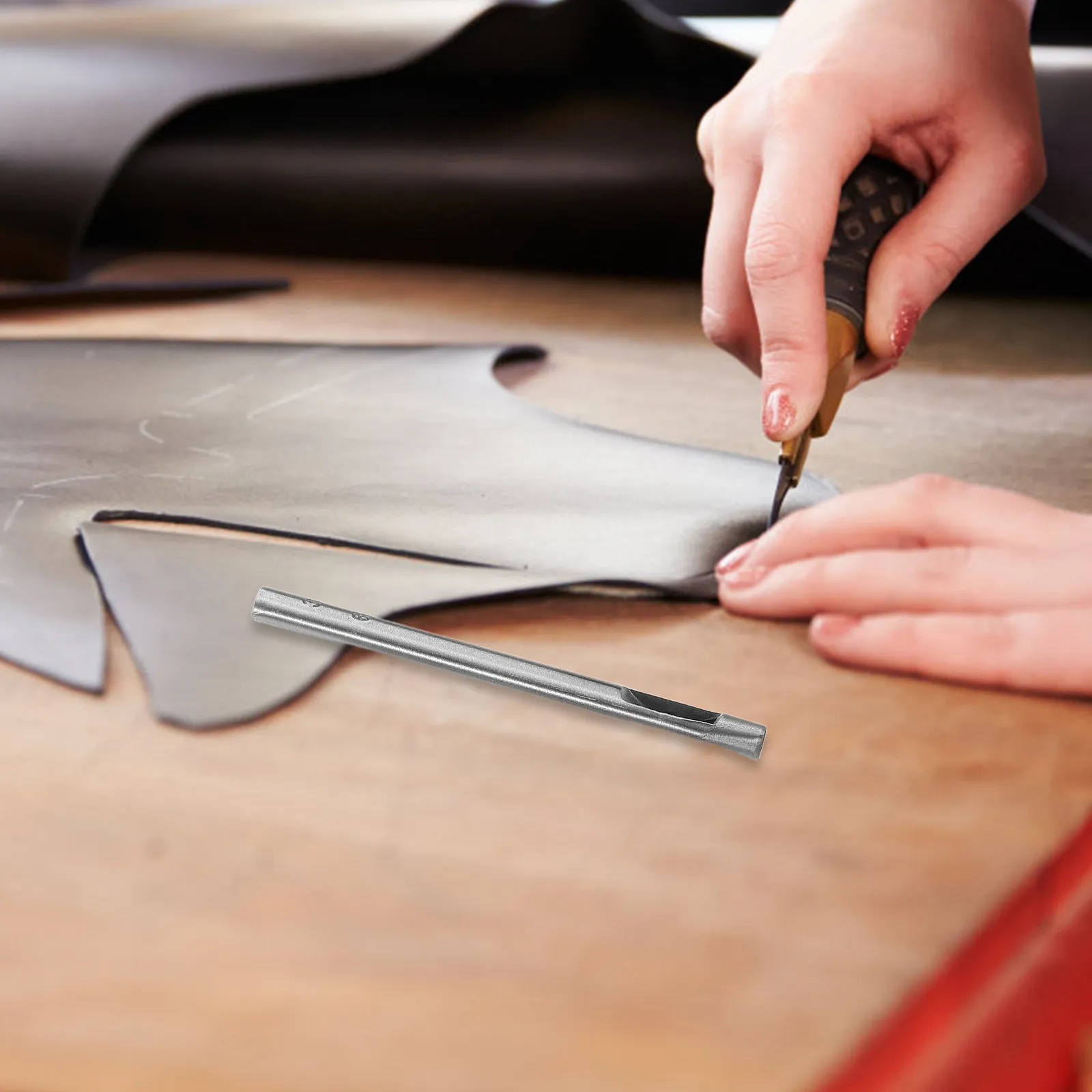 

6Pcs Oval Punch Tools Heavy Duty Hole Puncher for Belts Bands Crafting Leatherworking Tool Set