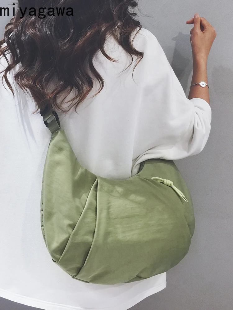 

Miyagawa Large Capacity Canvas Versatile for Women Commuting One Shoulder Crossbody Bags Causal Fashion Hobos Bags