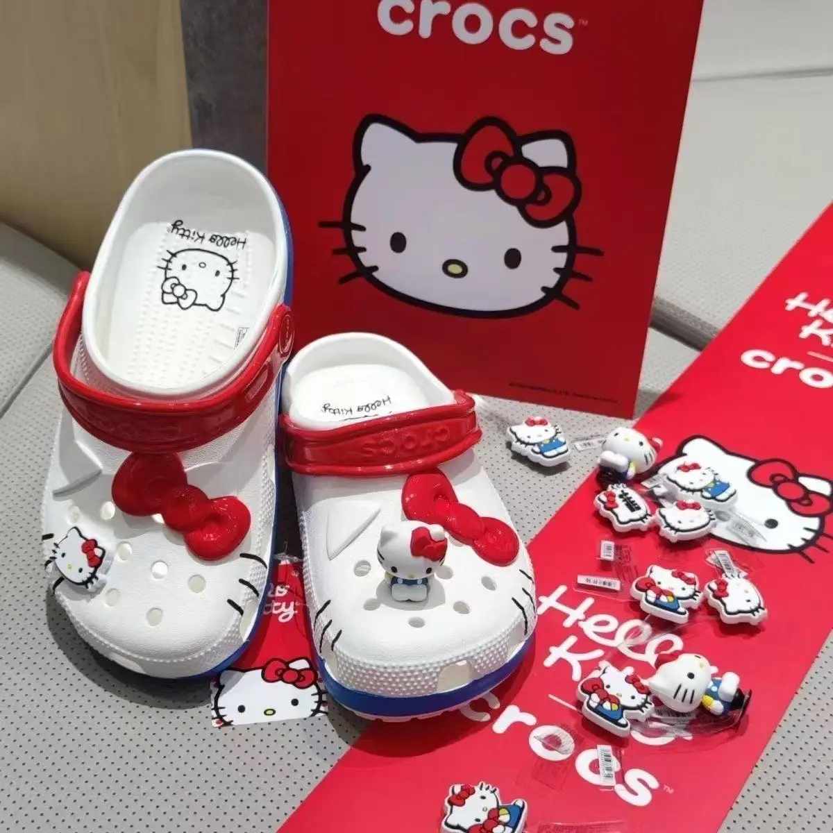 

real pictures 2026 summer new Sanrio hello kitty caroon cute lovely red bow good quality women girls white beach heel sandals