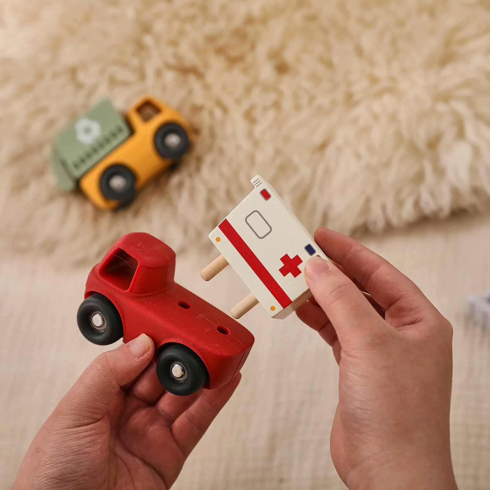 BPA-Free Silicone Baby Teething Ring, Finger-Shaped, Multicolor, Easy to Clean, Portable Gift for 1-2Y Infants/Toddlers