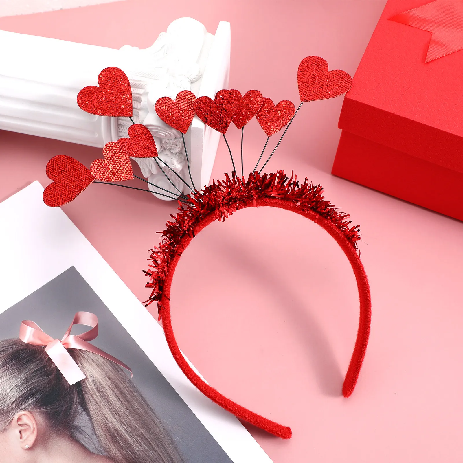 

2 шт. женских праздничных ободков для волос с пайетками в форме сердца, стильные, для создания веселой атмосферы на День святого Валентина, украшение для волос