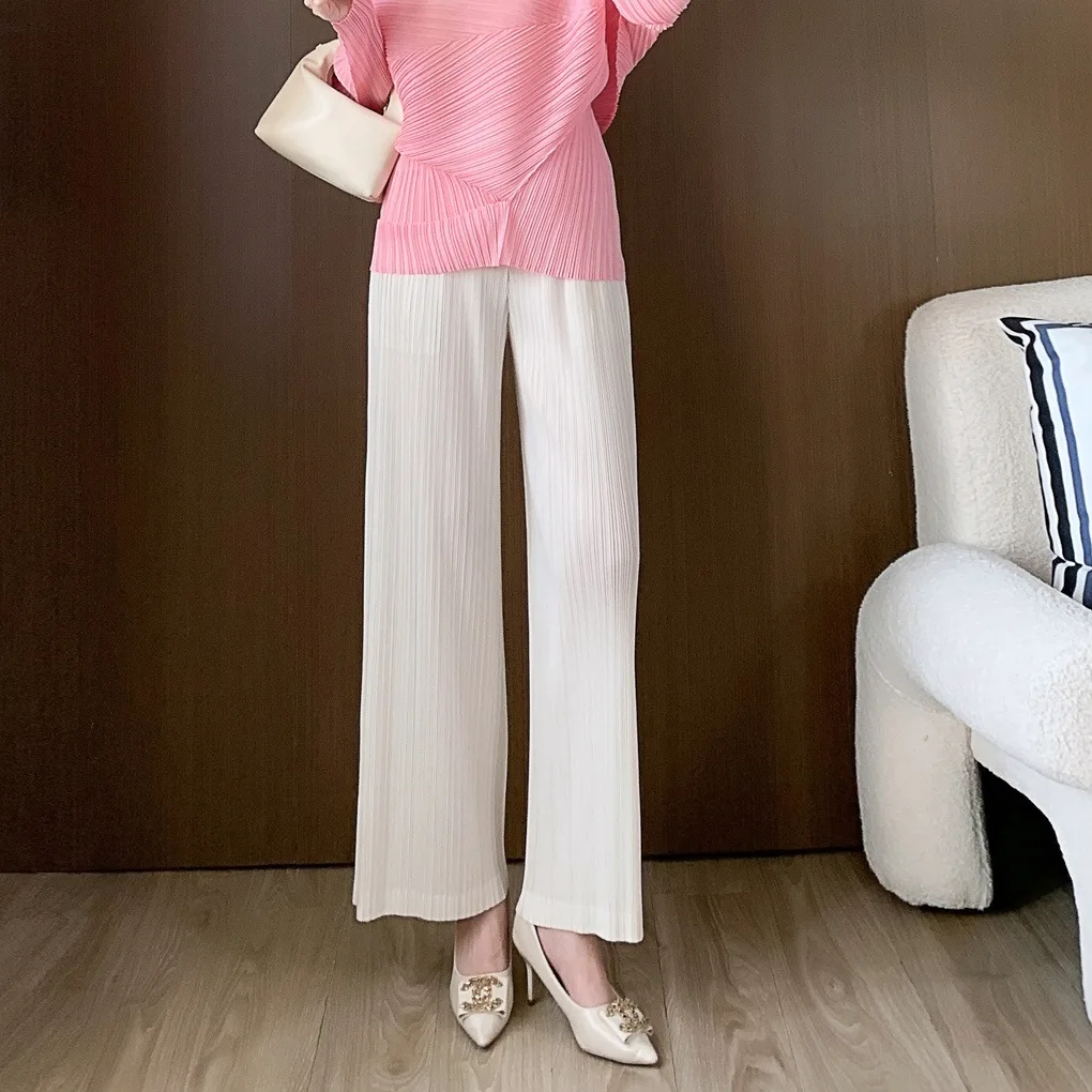 

2025 Summer New Pleated Wide-legged Pants Miyake Fashion Casual Loose Straight Elastic Waist Hundred Solid Colour Women's Pants