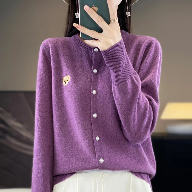 Autumn New Women's Long Sleeve Knitted Shirt, Round Neck Embroidered Teddy Bear Cardigan Fashionable and Unique Small Shirt