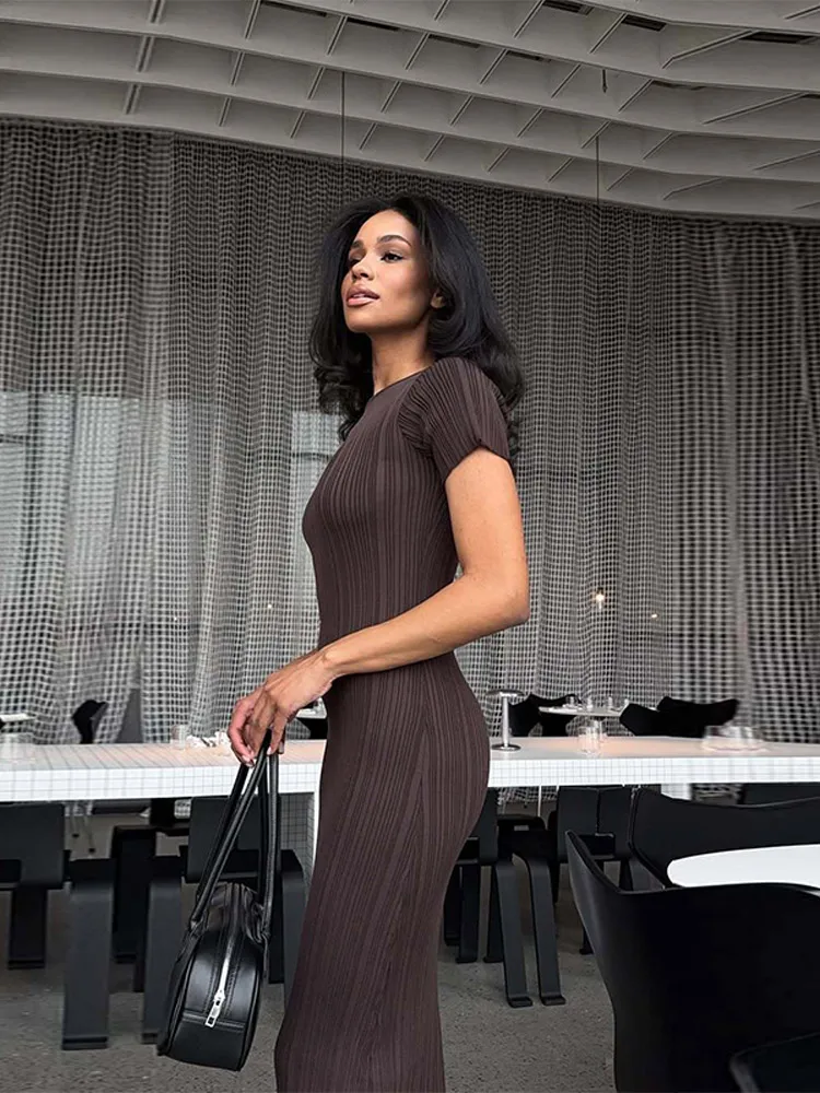 

2026 модное элегантное женское трикотажное платье с круглым вырезом и коротким рукавом, однотонные женские длинные платья на бедрах