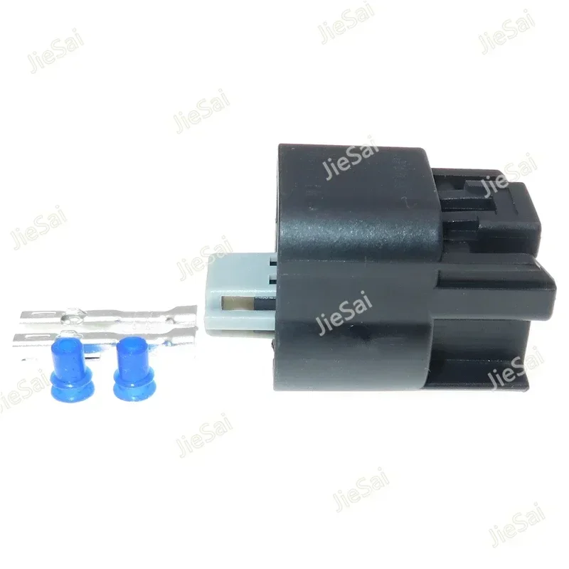 2 Pin 15335987 Automobile VVT Battery Valve Solenoid Valve Socket Camshaft Intake And Exhaust Wire Harness Connector