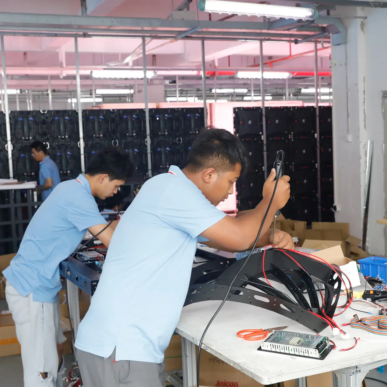 P3.9/P7.82 Transparent LED Display Outdoor Fixed Video Wall for Elevator Education Welcome Screen