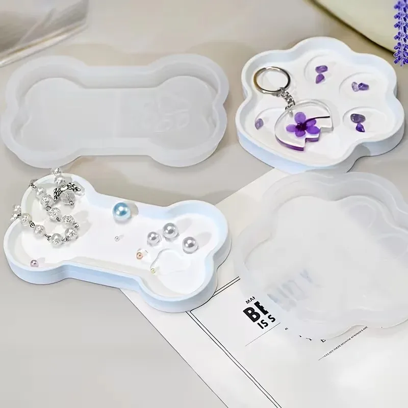 A Top Quality Diy Cat Paw & Bone Shape Silicone Mold Storage Tray Jewelry Display Dish Home Decor Cat And Dog Food Tray Gypsum view 4