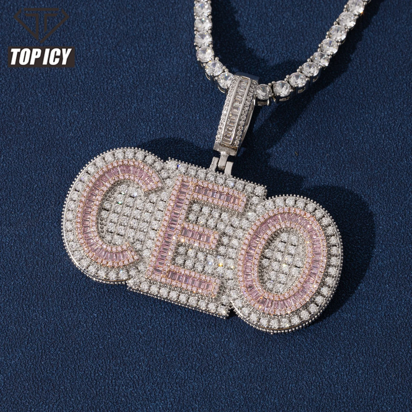 

Top Icy Double Layer Iced Out Baguette Name Pendant Brass 18K Gold Plated CZ Name Necklace Personalized For Women Custom Chain