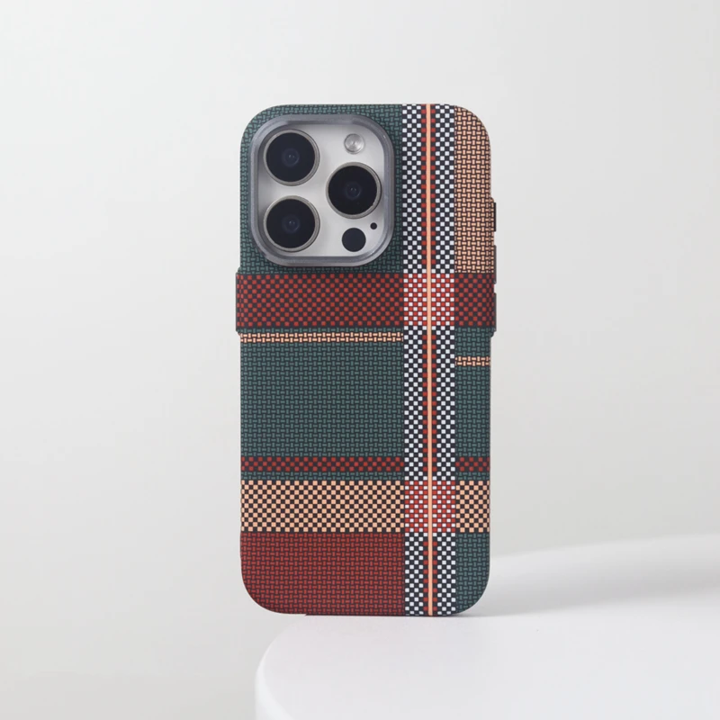 פגע ב-latices צבע הלהיטים הקלה במקרה טלפון ב-iphone 15 16pro 13 12 אלחוטי טעינה אלחוטית עדשה של מחשב קשה