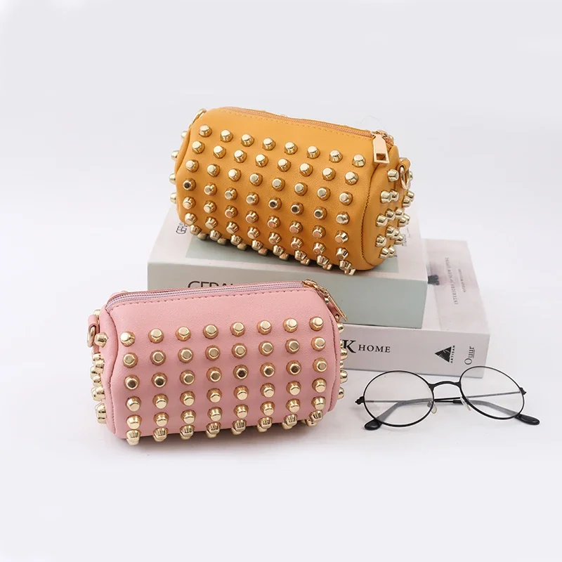 New Fashion Cute Mini Shoulder Bag for Children and Girls Princess Rivet Trend Solid Color Coin Zero Wallet Crossbody Bag