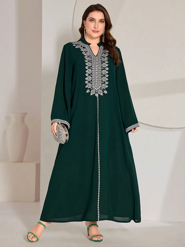 

Plus Size Abaya Muslim Women Embroidery Maxi Dress Dubai Kaftan Islam Clothing Turkey Eid Ramadan Arab Robe Loose Caftan Casual