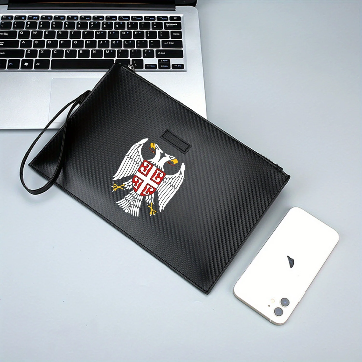 حقيبة يد رجالية من البولي يوريثان برأسين تحمل رمز كريست النسر أنيقة ومطبوعة وعملية للحمل اليومي #2