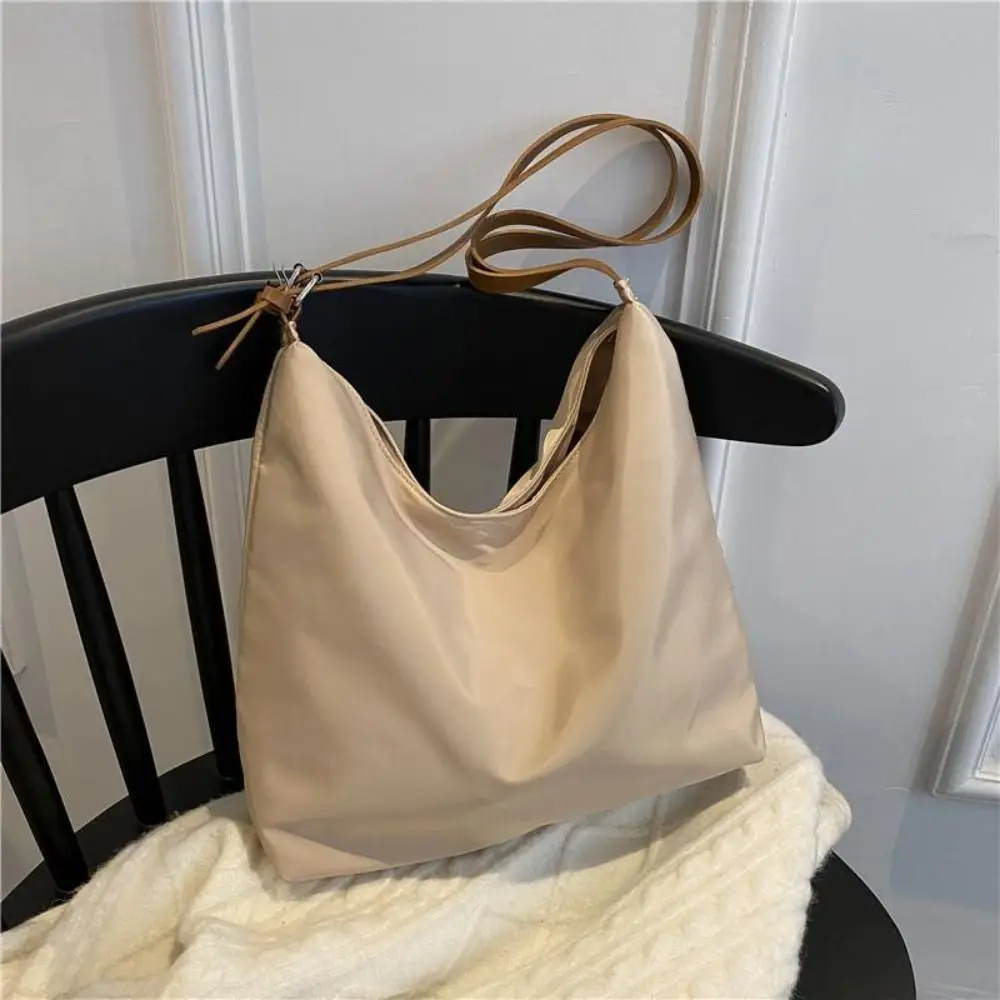 Elegante Große Kapazität Kissen Schulter Tasche Kissen Tasche Koreanischen Stil PU Knödel Tasche Mama Tasche Einkaufstasche Einkaufstasche Mädchen/weibliche