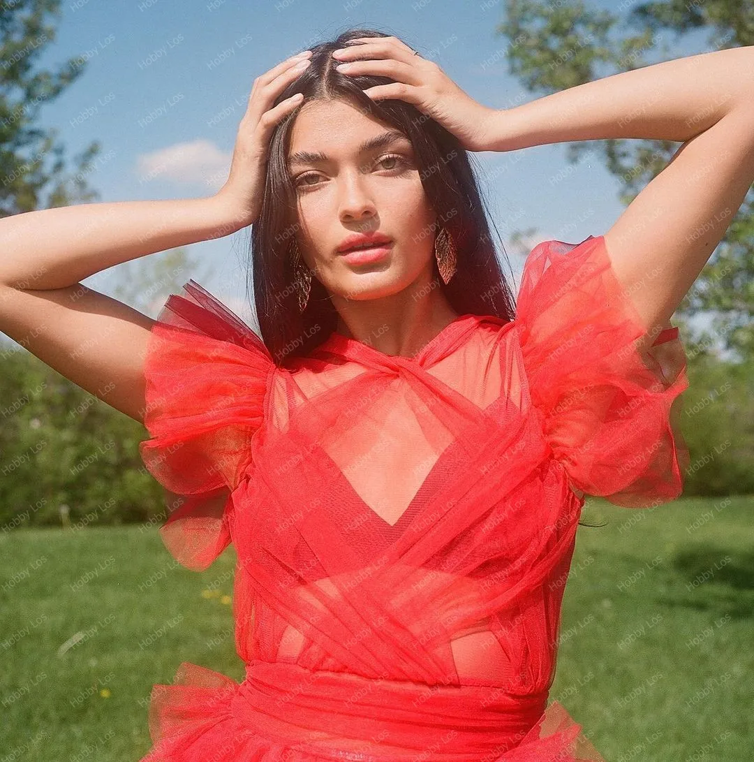 Encantador longo vermelho tule vestidos inchado ombro criss cruz em camadas babados em camadas brithday vestido de festa para sessão de fotos