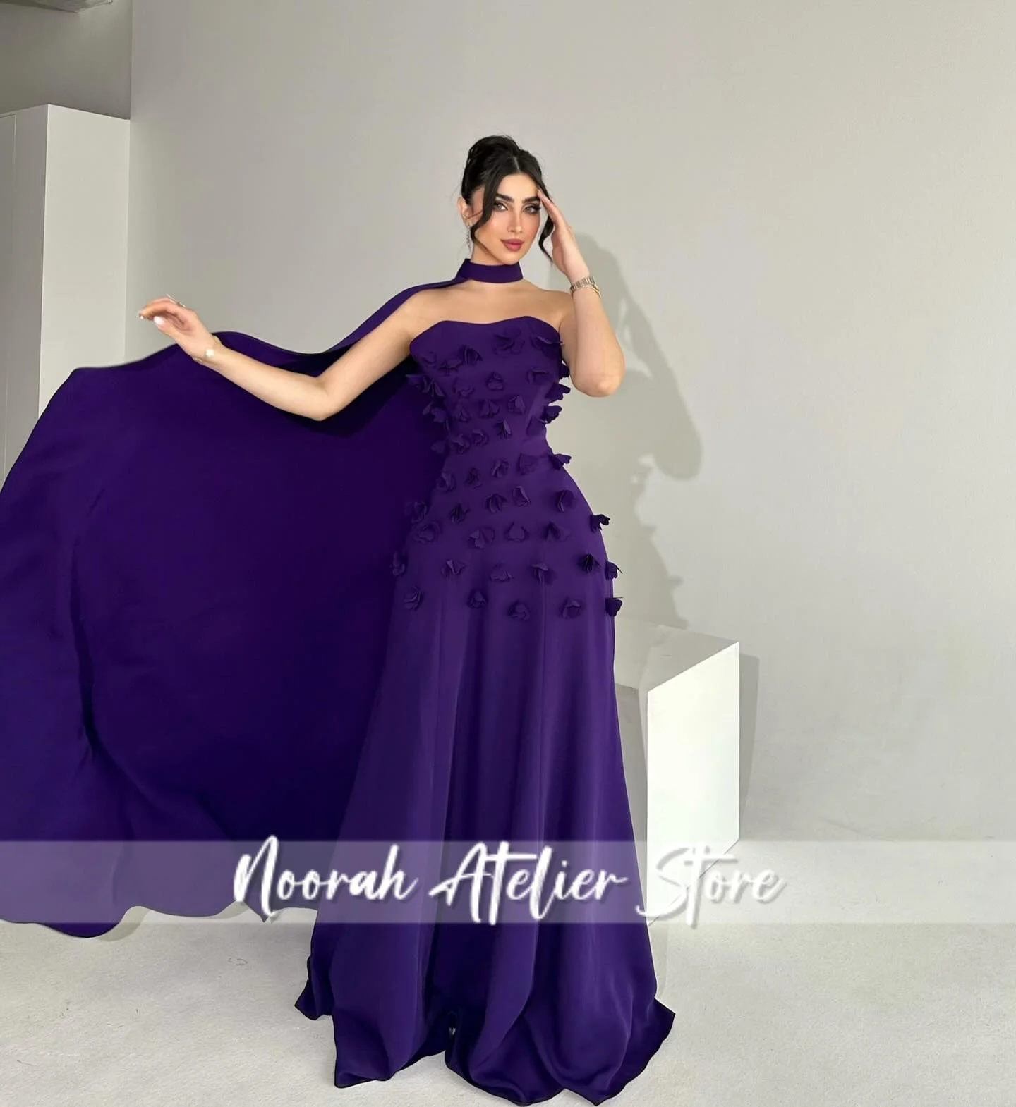 فساتين سهرة فاخرة أنيقة باللون الأرجواني بدون حمالات ثلاثية الأبعاد في المملكة العربية السعودية 2025 وشاح ثوب زفاف Fساتين فستان حفلة موسيقية مخصص