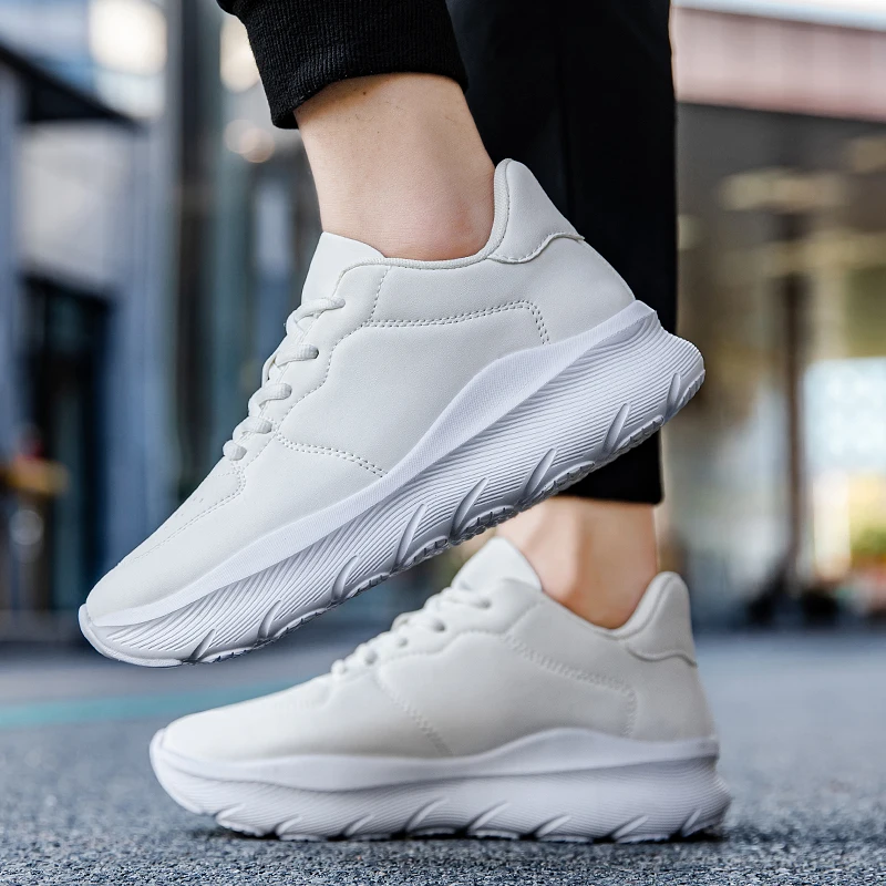 Hot Sale White Leather Sneakers For Men Big Size 46 Running Shoes Man Sports Shoes Comfortable Platform Men's Running Sneakers