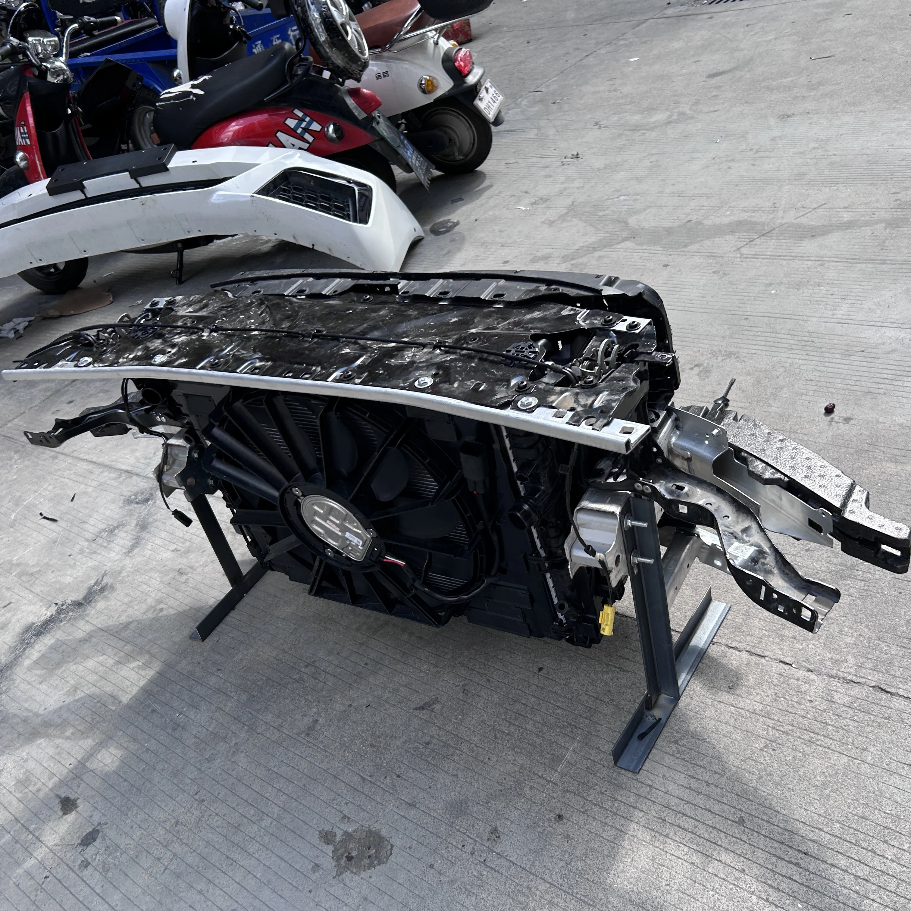 551745A218F3 Parti interne più vendute per paraurti Auto Body Kit Serie 5 G30