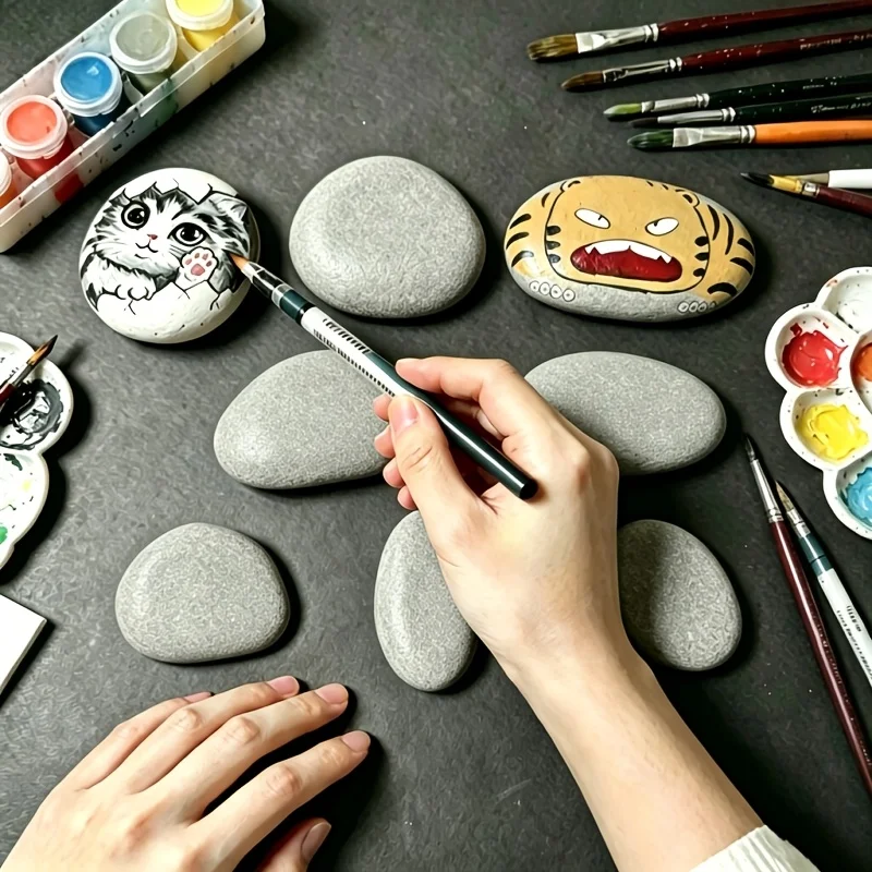 1050G/1100G Natural Smooth Flat River Stones, Unmarked Blank Pebbles for Handmade Crafts, Home Decoration, Suitable for Artistic Creations, Studio Painting and Graffiti Supplies, Materials for Handmade Creations That Can Be Collected by Art Enthusiasts