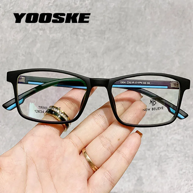 New TR90 Ultra Light Spectacle Frame Korean Retro Business Glasses Frame Men Sports Style Artistic Eyeglass frame 12634