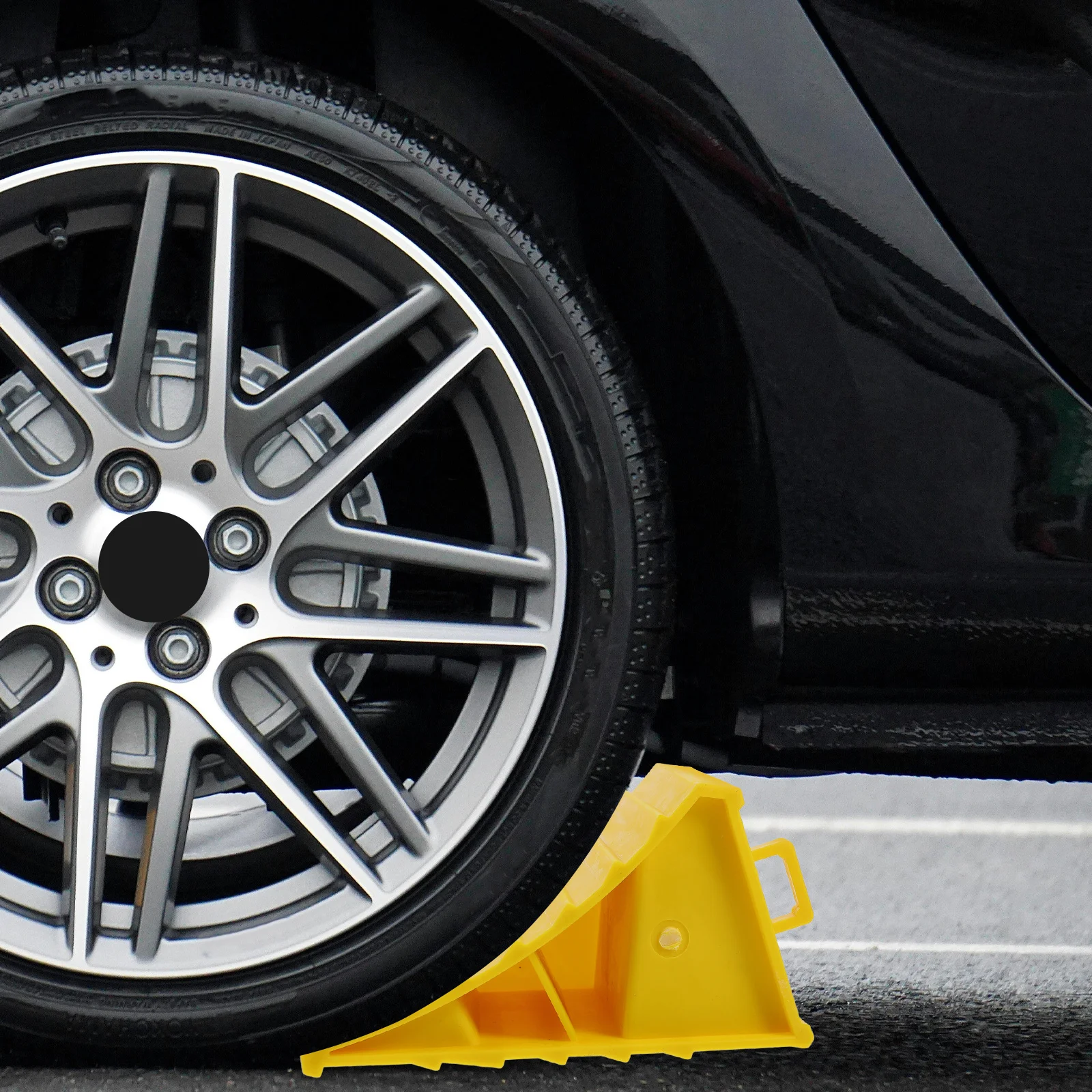 

2pcs Wheel Chocks Rv Wheel Stabilizer Car Tire Protector For Camper Motorhome Truck Abs Durable Handle Trailer Accessories Brake