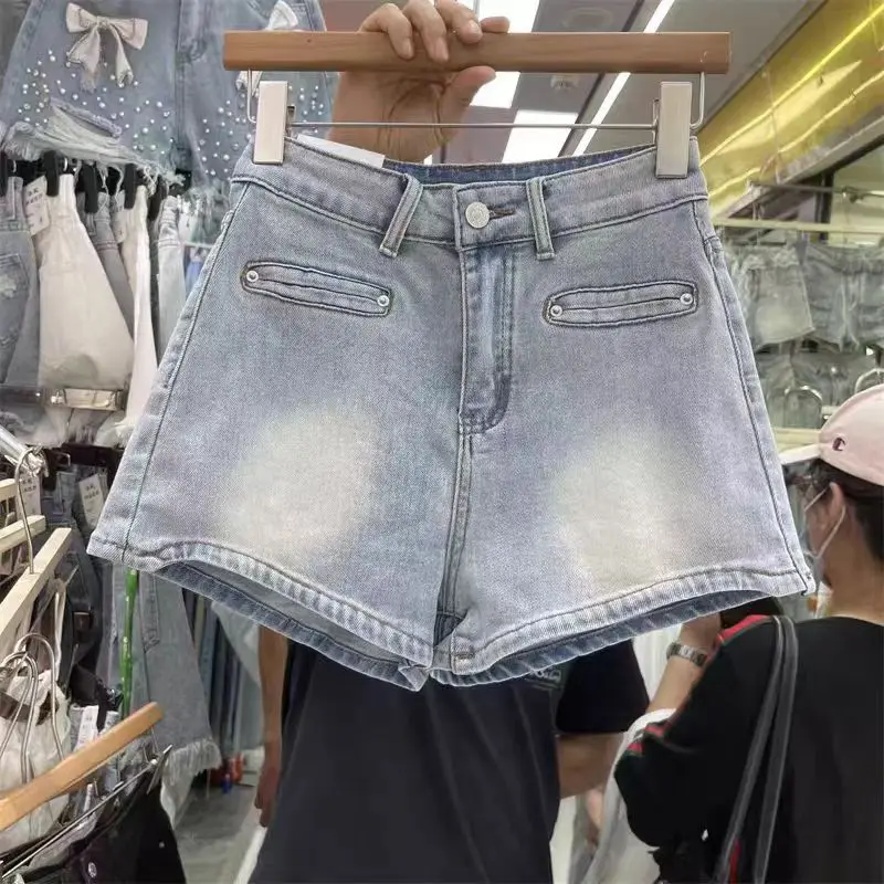 

Designer Style 2024 Summer Fashion Streetwear Feathers Denim Shorts Women Stylish Jeans Pants Night Club Party Wear