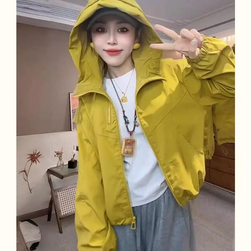Women's hooded assault jacket for girl spring autumn new European style sports leisure jacket for women long sleeved jacket tops
