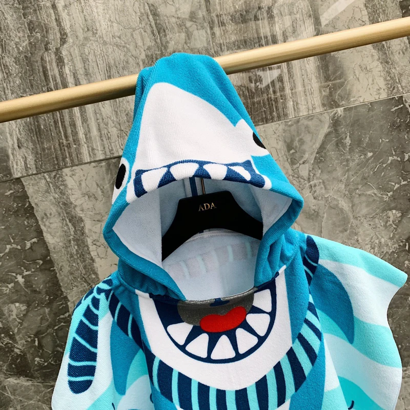 60*120cm Boy Girl Beach Robe Shark Cape Newborn Wrap Blanket Infant Bathrobe Baby Bath Towel Robe Cartoon Child Kid Hooded Cloak