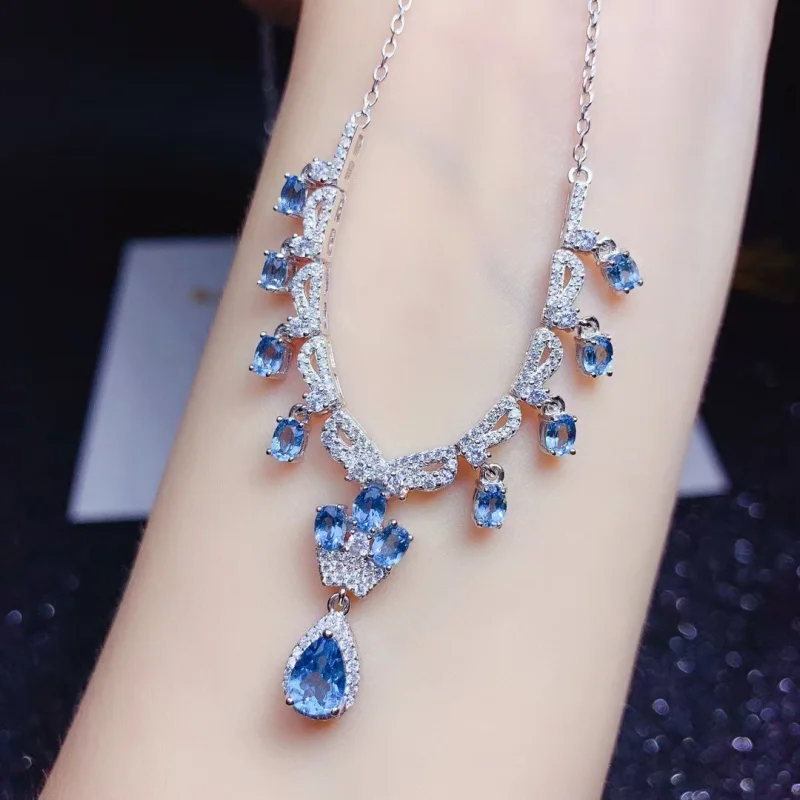 High-End New Product Aquamarine Topaz Elegant Crown Full Diamond Necklace Pendant for Women