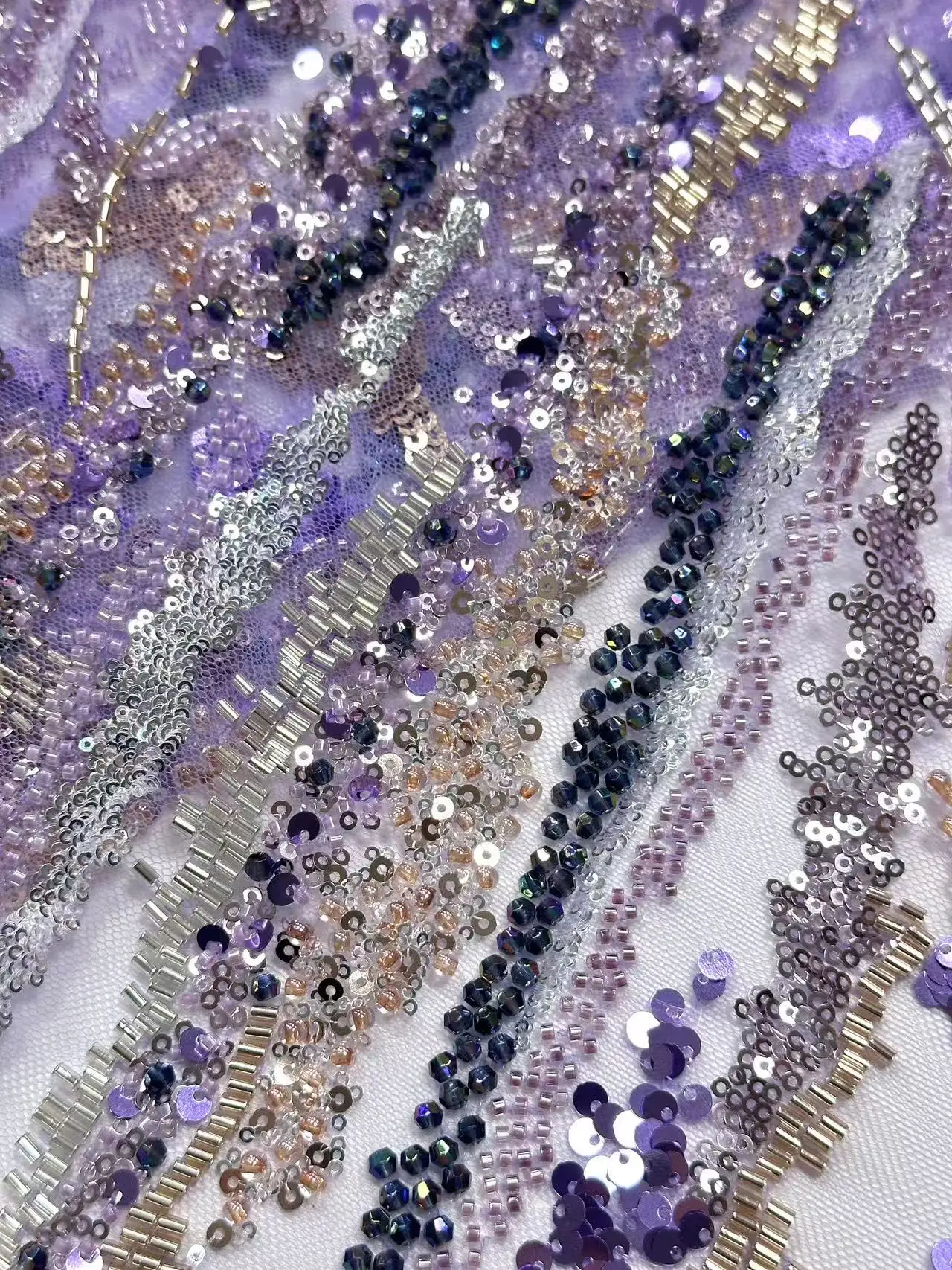 Viola di alta qualità africano fatto a mano in rilievo tessuto di pizzo cucito paillettes ricamo tessuto di pizzo nigreiano abito da sposa da donna A1424