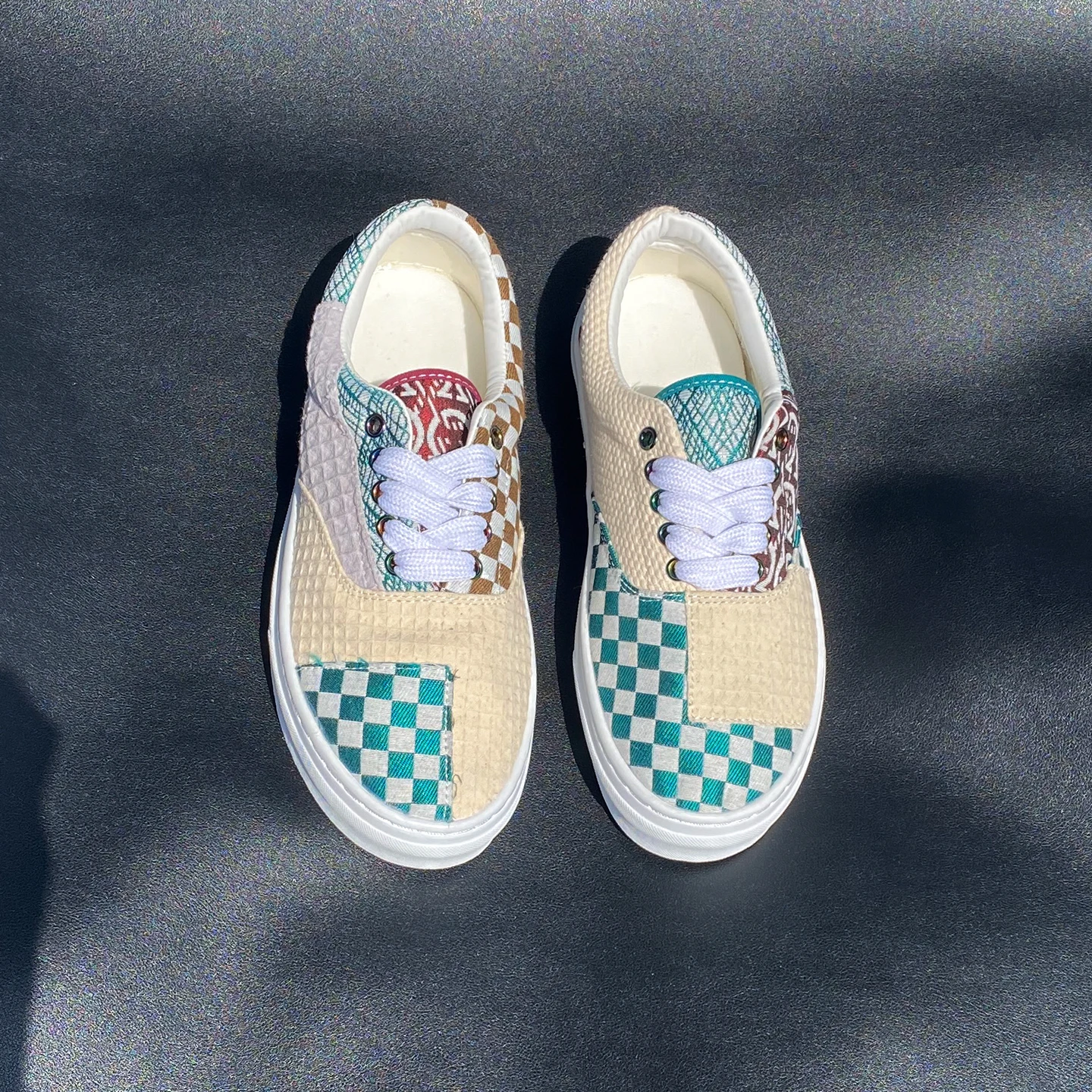 

Summer Breathable Sneakers with Plaid Stitching, Stylish Shoes for Men, Thick-Soled Height-Increasing Couple's Fashion Low-Top Men's Shoes, Casual Versatile Canvas Shoes for Men