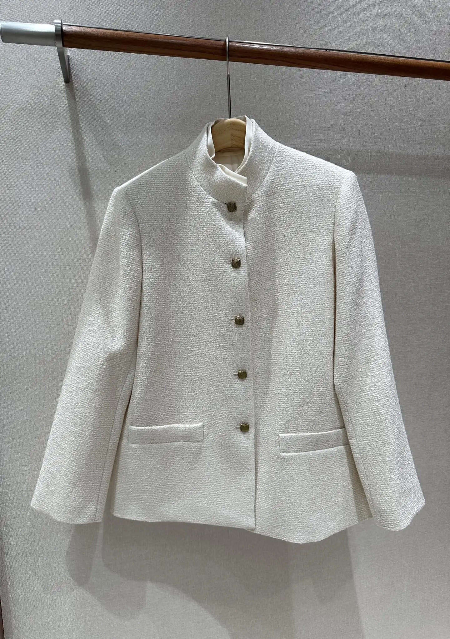 New Standard of Elegant, Refined Style for WomenNO.39