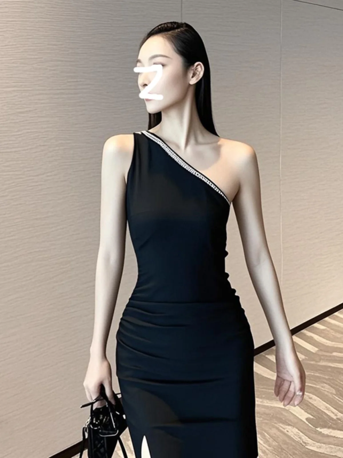 Ele Sexy diamant intégré asymétrique oulder Dr femmes coupe ajustée jupe moulante printemps été nouveau Sle luxe m...