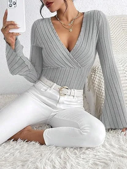 여성 긴팔 상의 가을 겨울 V넥 단색 섹시 슬림핏 스트라이프 긴팔 티셔츠 니트 탑 베이스 셔츠