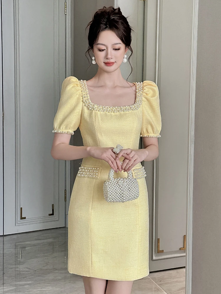 Vestido de fiesta amarillo romántico francés para mujer, bonito vestido corto con cuentas de perlas y manga de burbuja para cita, Vestidos de graduación de cumpleaños para mujer