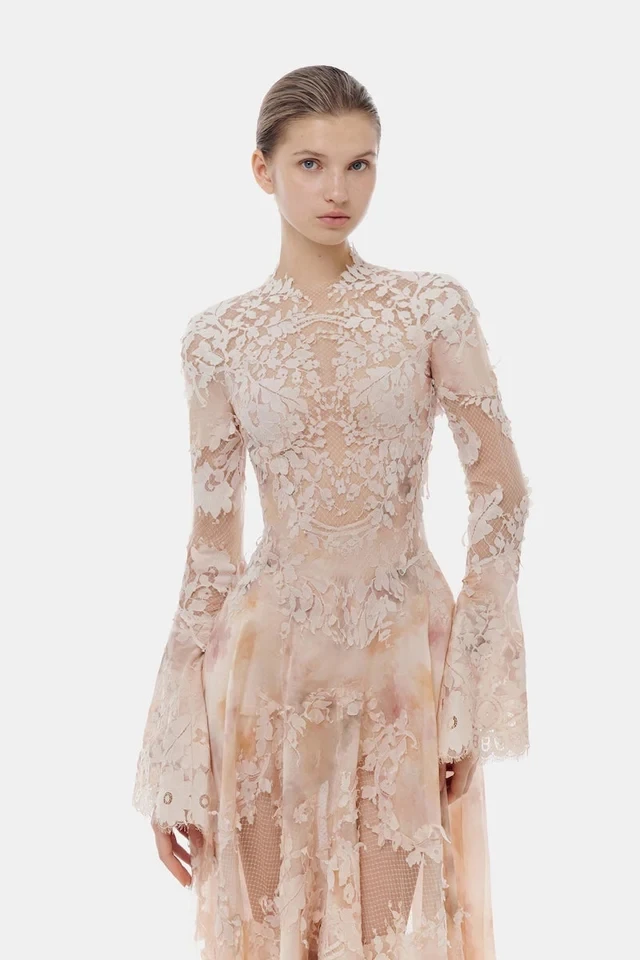 Elegantes Ballkleid, maßgeschneidertes, hochgeschlossenes, langärmliges, knöchellanges A-Linien-Abendkleid mit modischen Applikationen, Partykleid