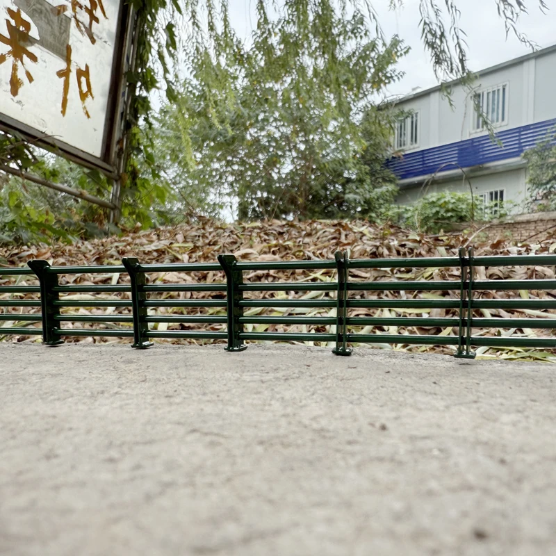 Modello di simulazione in miniatura in scala 1/64 Ho Viadutta Protezione autostradale Rete da costruzione in fabbrica Ponte Fiume Scena Guardrail Modello