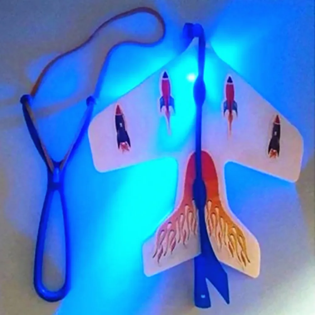 

5pcs Luminous Plane Toy Children Aircraft Puzzle Flashing Plastic Outdoor Kids Toys Wing Design Remote