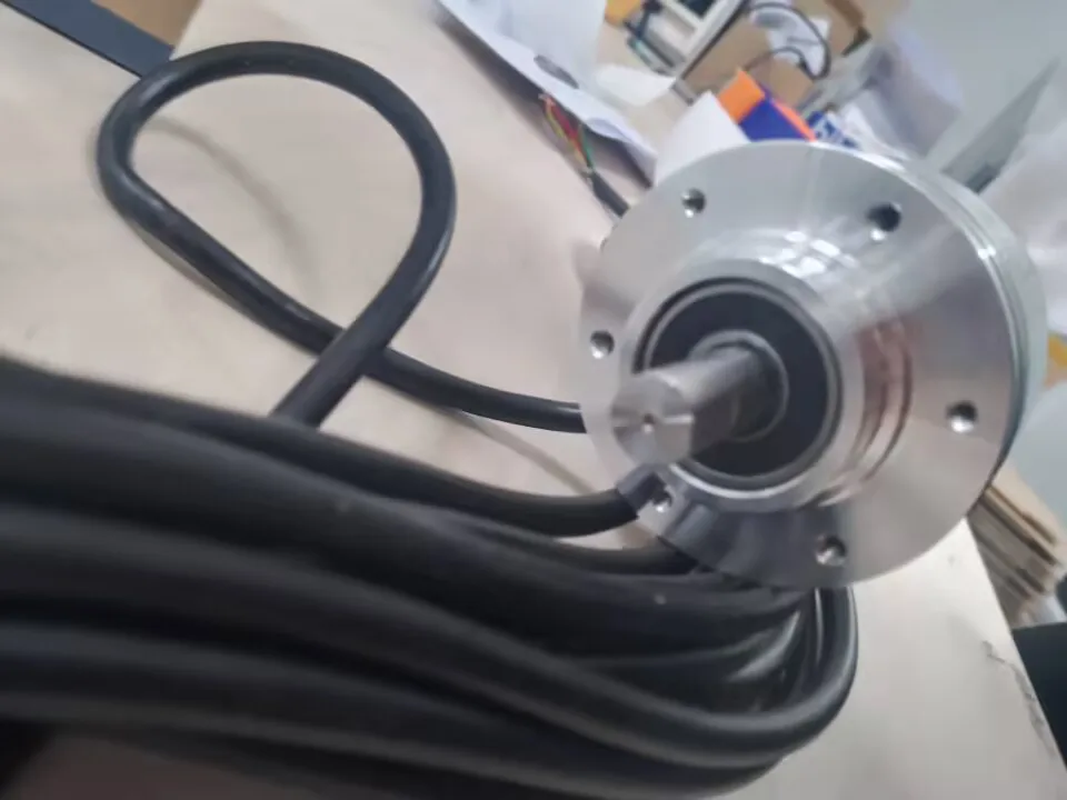 Customized Model GHS58  10mm Shaft Rotary Encoder 5-26V Voltage HTL 1024 P/R Pulse 7M Cable GHS58-10G1024BMK526-7M