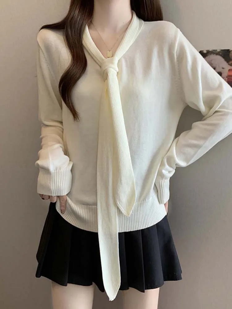 

Ele V-Ne Knitwear with Sa for Women White Slimming Base irt Spring 2026 New Sle Ciwalk Suitable Faionable Top